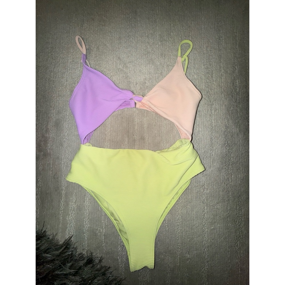 Billabong one-piece swim